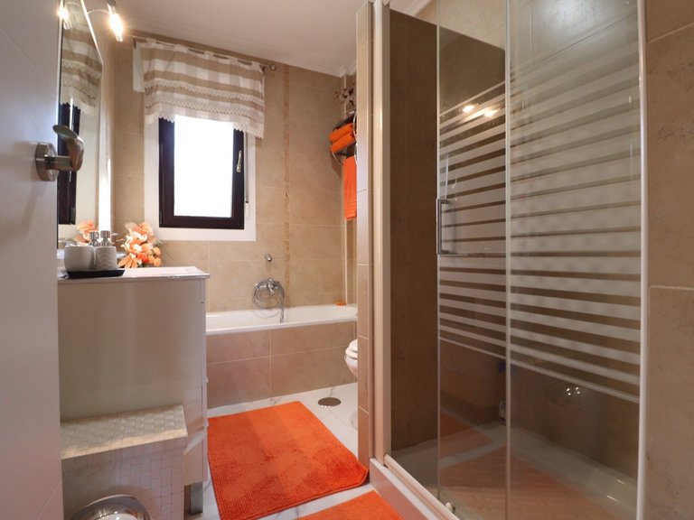 Villa for Sale in Almoradi, Alicante 29
