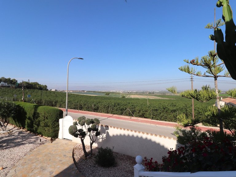Villa for Sale in Almoradi, Alicante 49