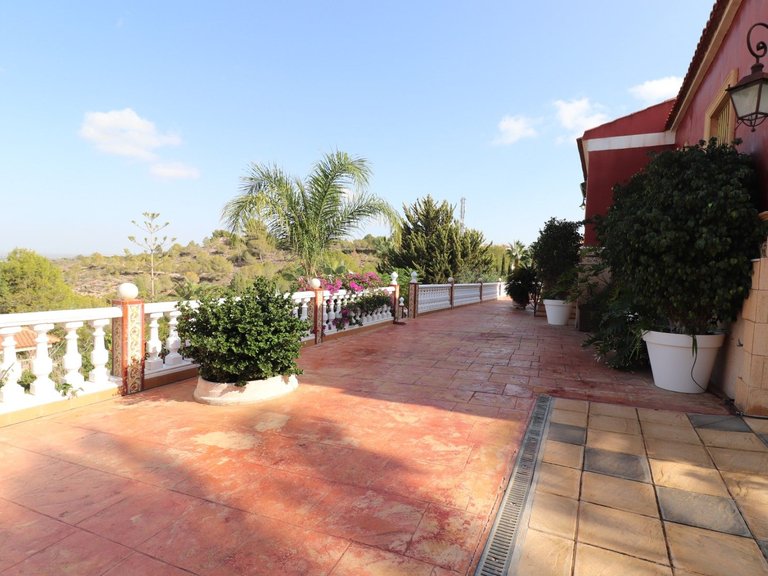 Villa for Sale in Algorfa, Alicante 37