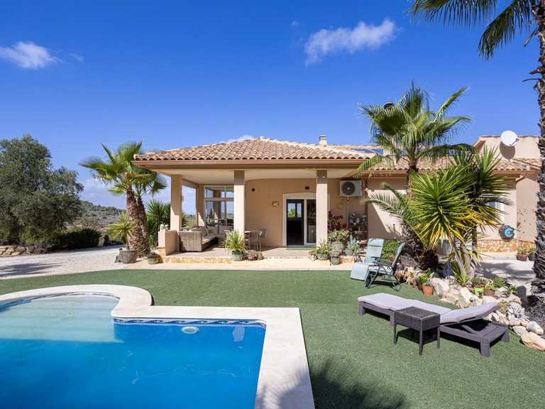 Villa for Sale in Jumilla, Murcia 32