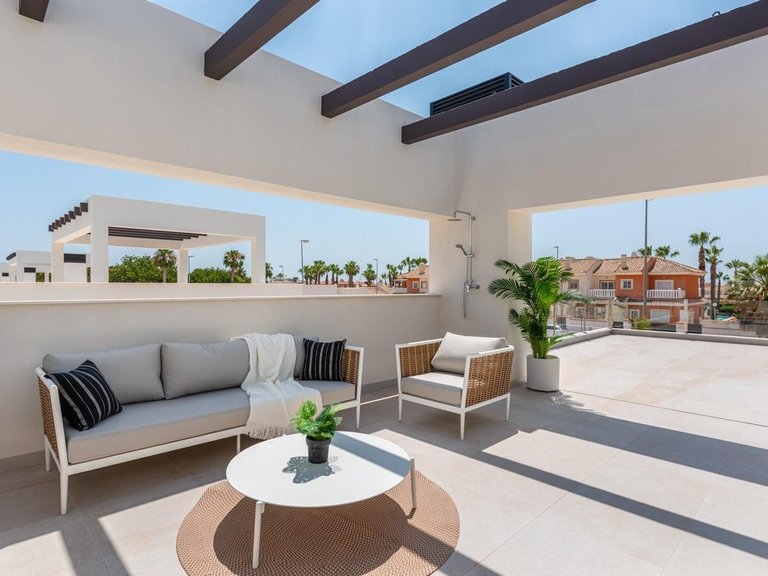 Villa for Sale in Rojales, Alicante 32