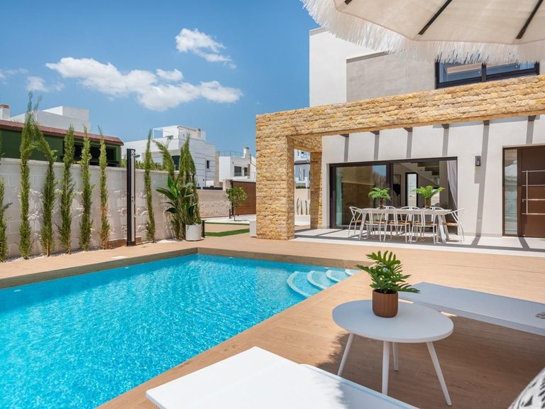 Villa for Sale in Rojales, Alicante 35