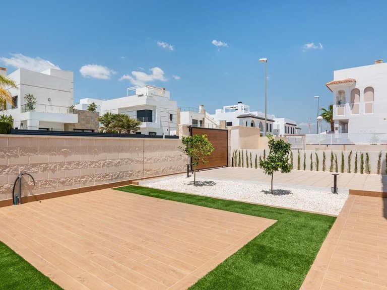 Villa for Sale in Rojales, Alicante 37