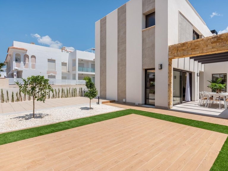 Villa for Sale in Rojales, Alicante 38