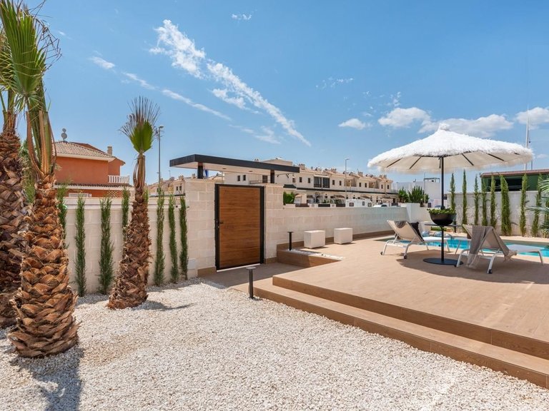 Villa for Sale in Rojales, Alicante 39