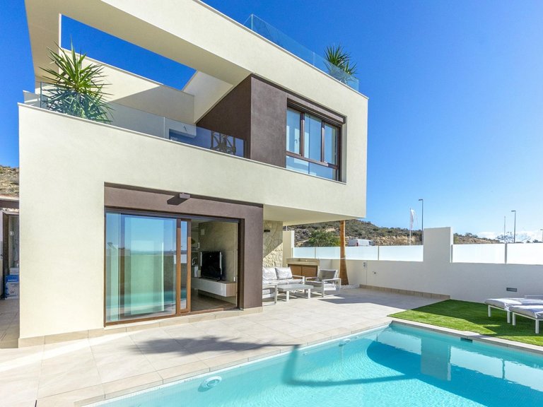 Villa for Sale in Rojales, Alicante 1