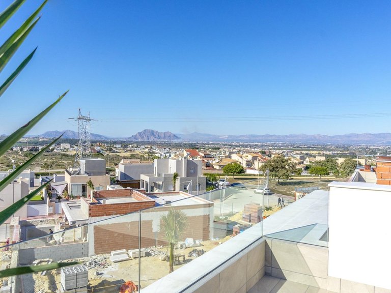Villa for Sale in Rojales, Alicante 23