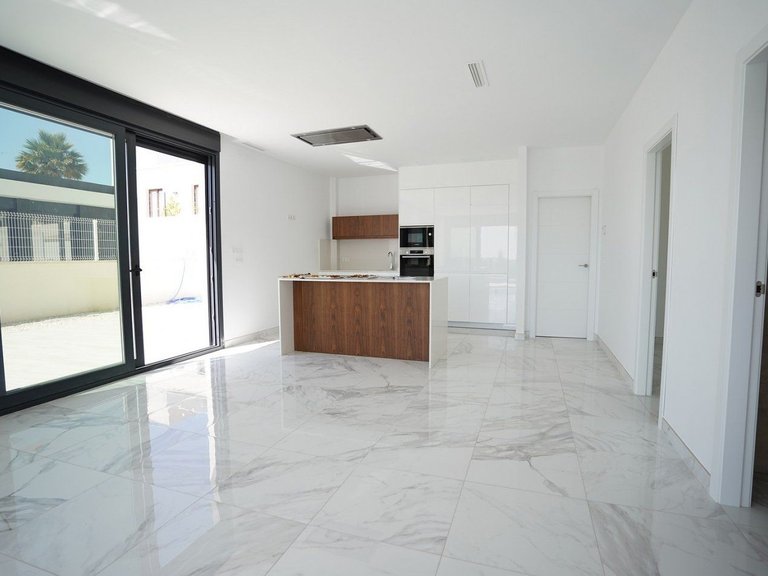 Villa for Sale in Polop, Alicante 7