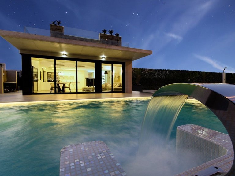 Villa for Sale in Orihuela Costa, Alicante 1