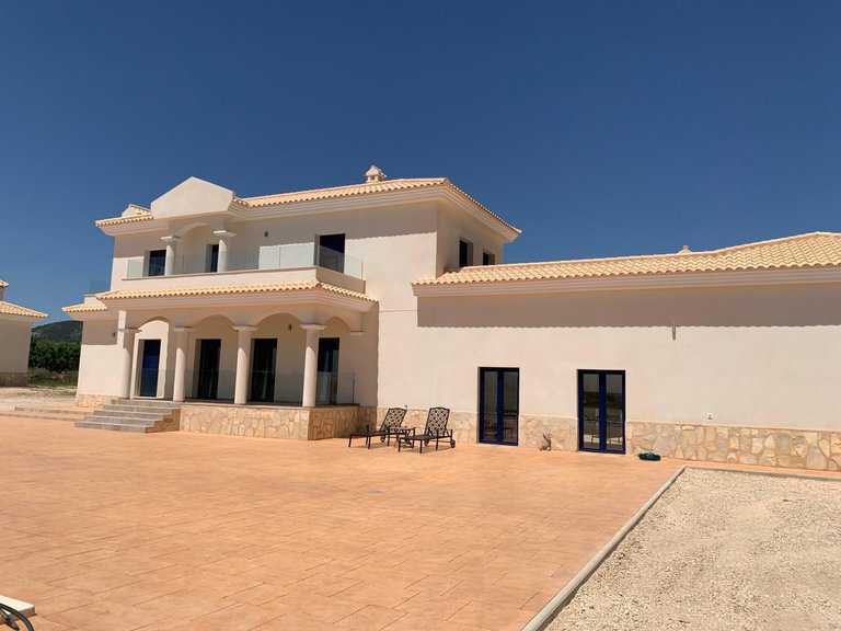 Villa for Sale in Pinoso, Alicante 18