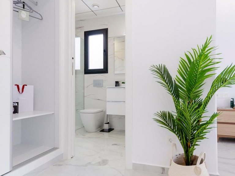 Villa for Sale in Torrevieja, Alicante 20