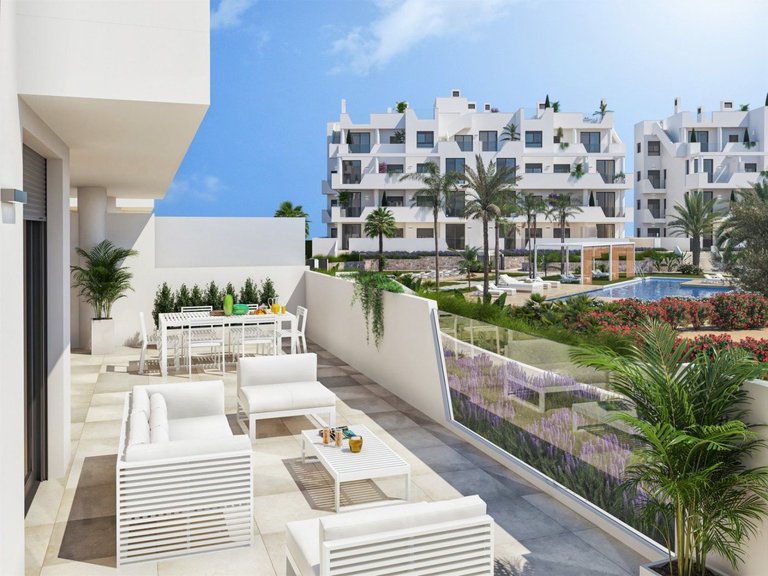 Apartment for Sale in Los Alcázares, Murcia 2
