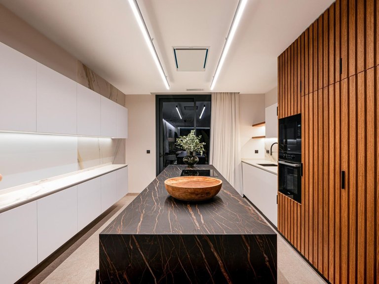 Villa for Sale in La Nucía, Alicante 30