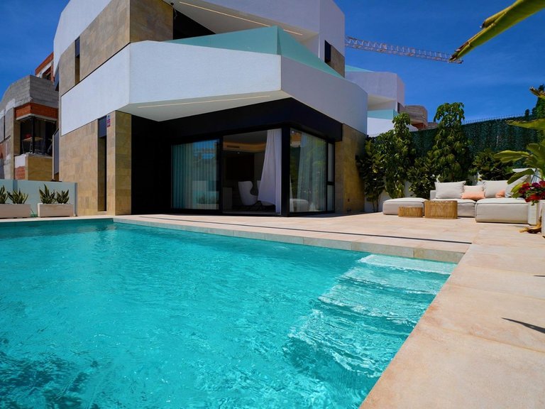 Villa for Sale in Orihuela Costa, Alicante 1