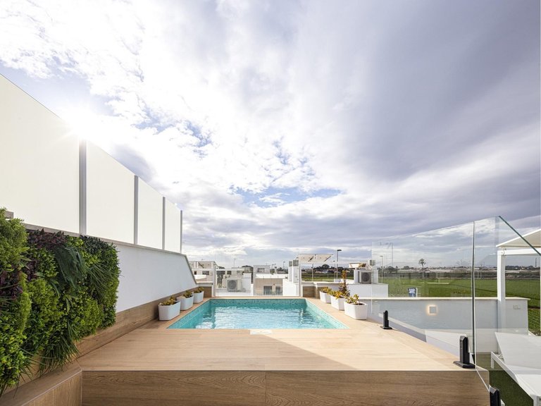 Villa for Sale in Pilar De La Horadada, Alicante 31
