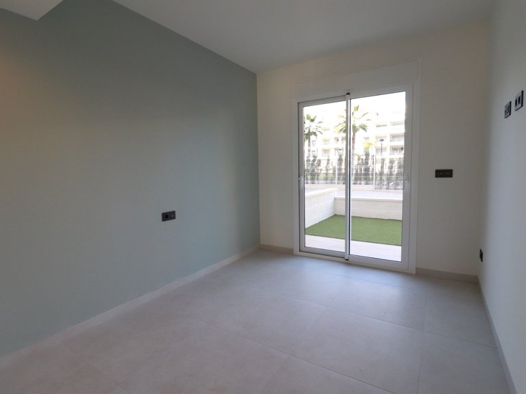 Apartment for Sale in Guardamar Del Segura, Alicante 14