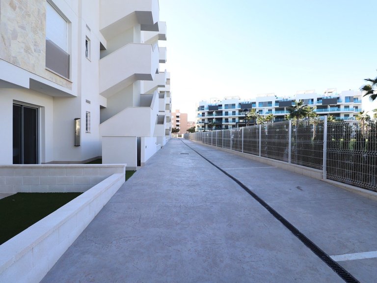 Apartment for Sale in Guardamar Del Segura, Alicante 26