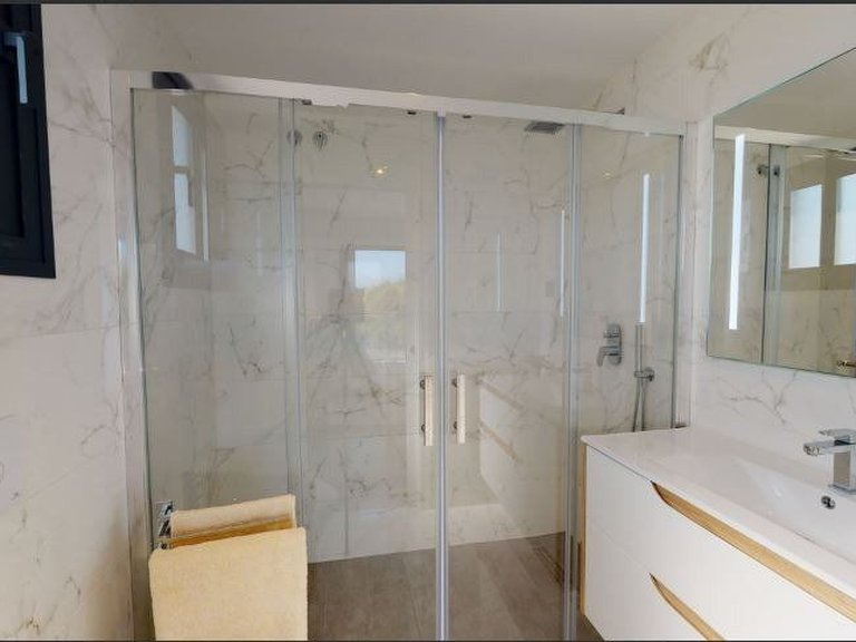 Villa for Sale in La Nucía, Alicante 17