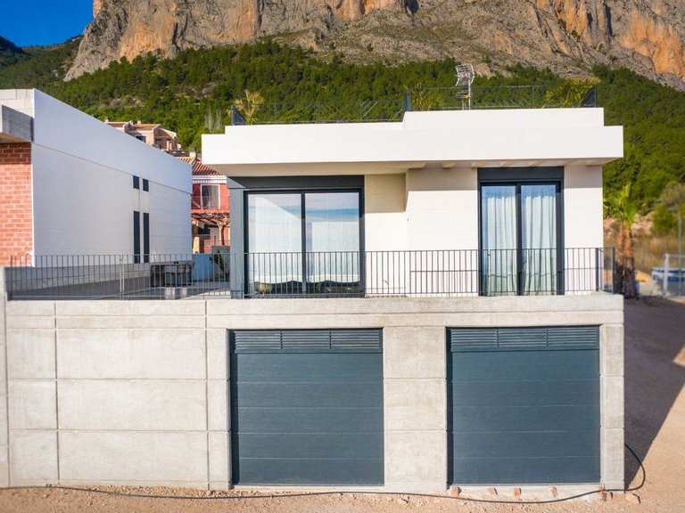 Villa for Sale in Polop, Alicante 32