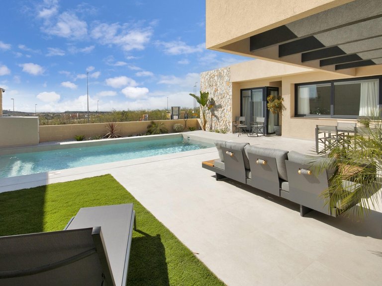 Villa for Sale in BaÑos Y Mendigo, Murcia 4