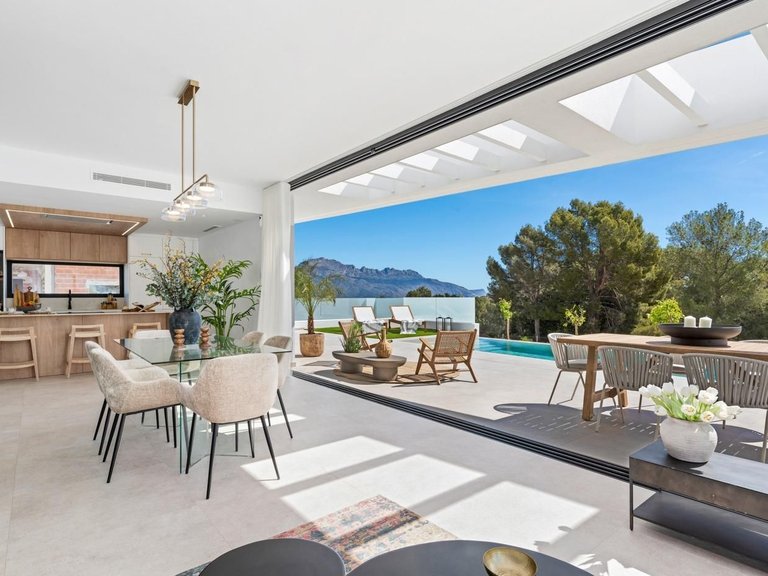 Villa for Sale in Polop, Alicante 26