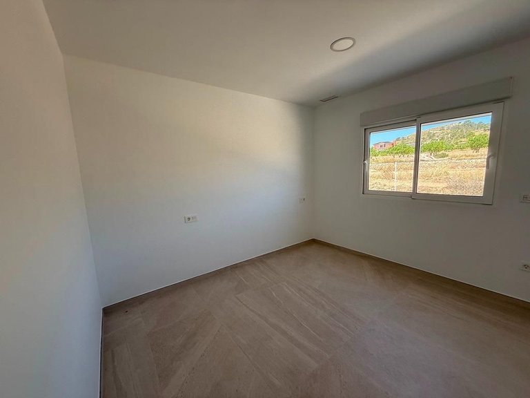 Villa for Sale in Pinoso, Alicante 11