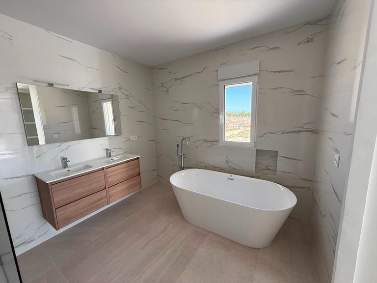 Villa for Sale in Pinoso, Alicante 9