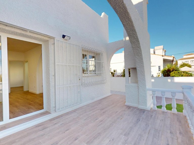 Villa for Sale in San Miguel De Salinas, Alicante 17