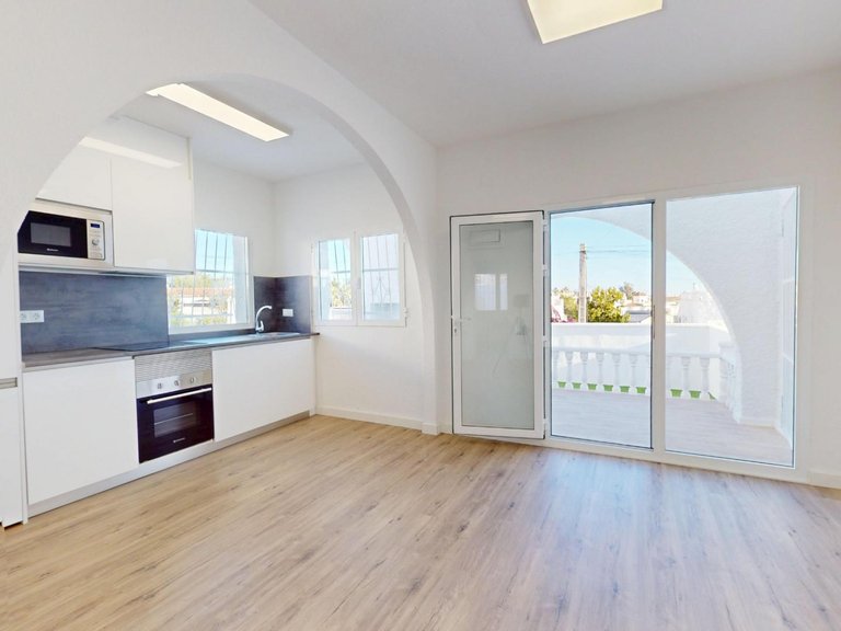 Villa for Sale in San Miguel De Salinas, Alicante 3