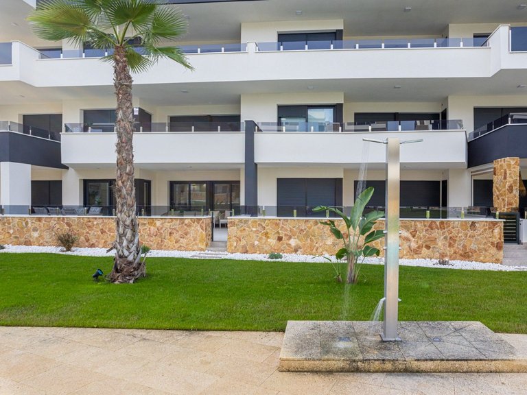 Apartment for Sale in Orihuela Costa, Alicante 41