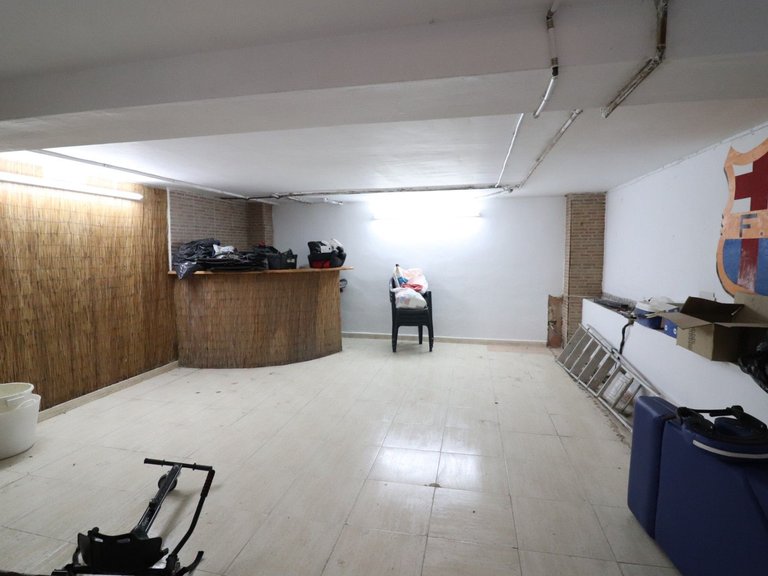 Villa for Sale in Almoradi, Alicante 24