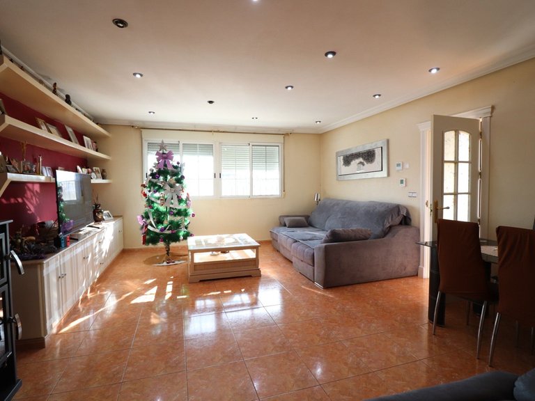 Villa for Sale in Almoradi, Alicante 5