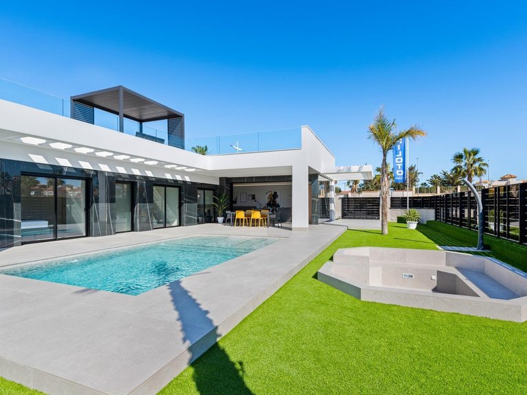 Villa for Sale in Algorfa, Alicante 34
