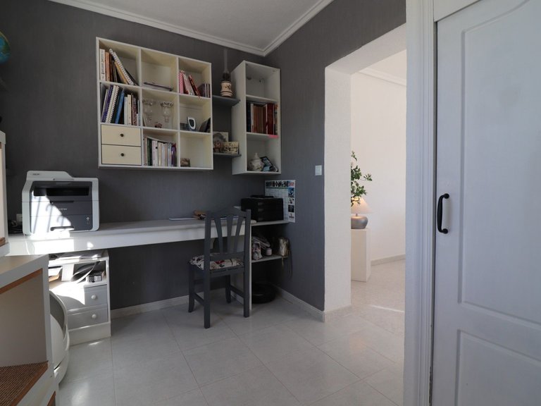 Villa for Sale in Algorfa, Alicante 17