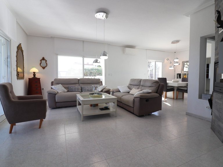 Villa for Sale in Algorfa, Alicante 7