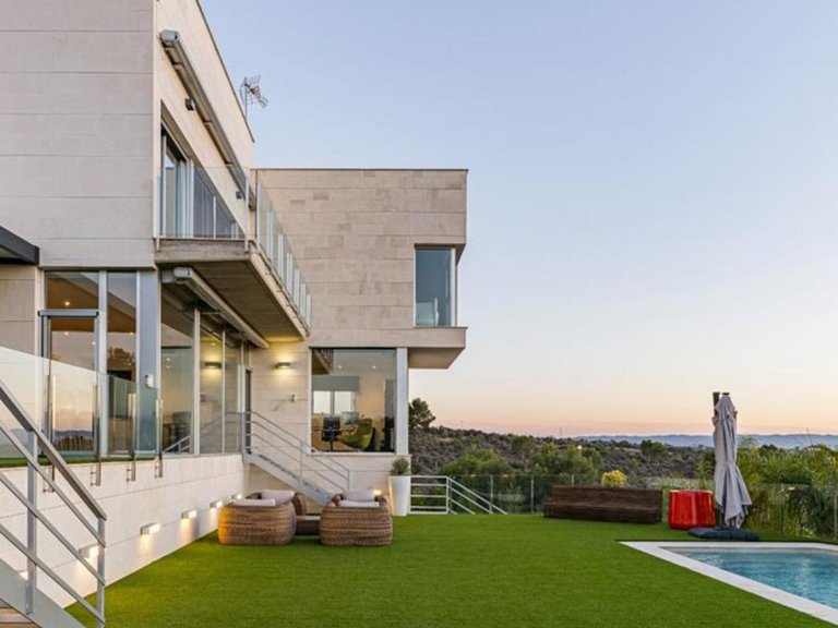 Villa for Sale in Murcia, Murcia 2