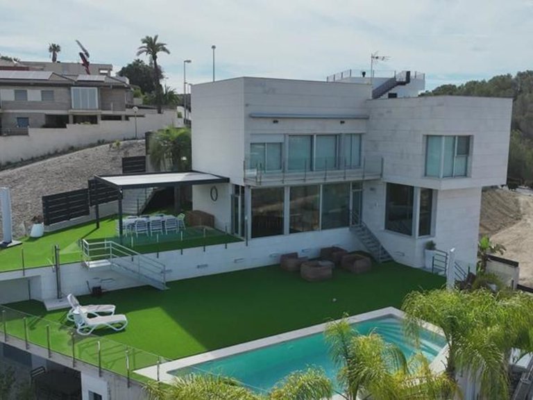 Villa for Sale in Murcia, Murcia 28