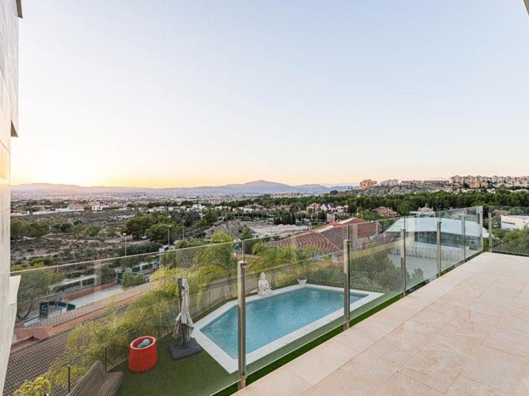 Villa for Sale in Murcia, Murcia 5