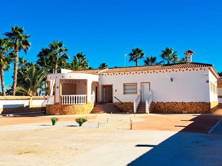 Country House for Sale in Catral, Alicante 22