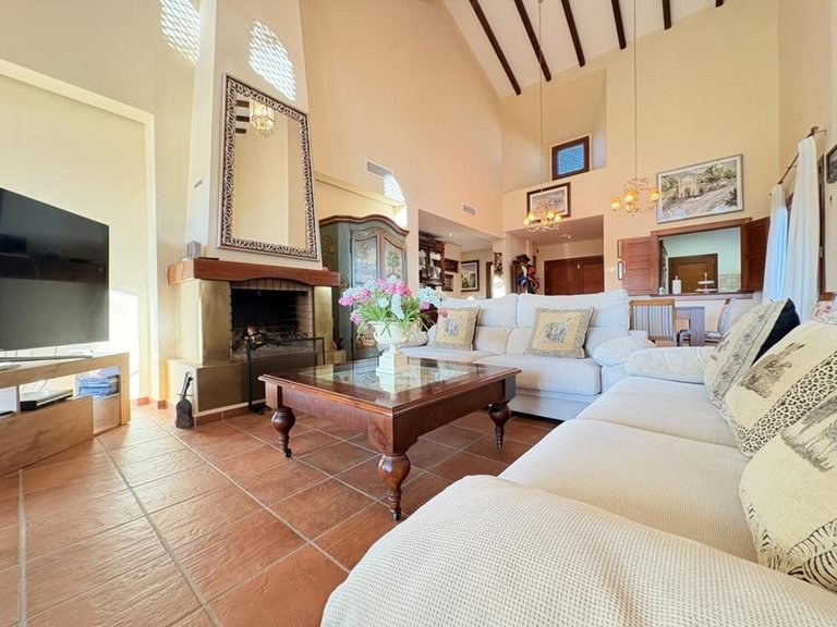 Villa for Sale in BaÑos Y Mendigo, Murcia 23