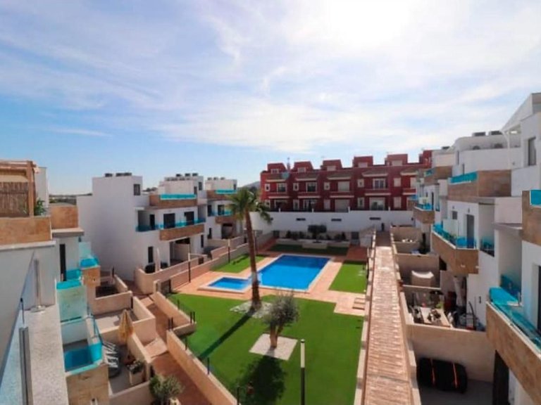Villa for Sale in Bigastro, Alicante 20