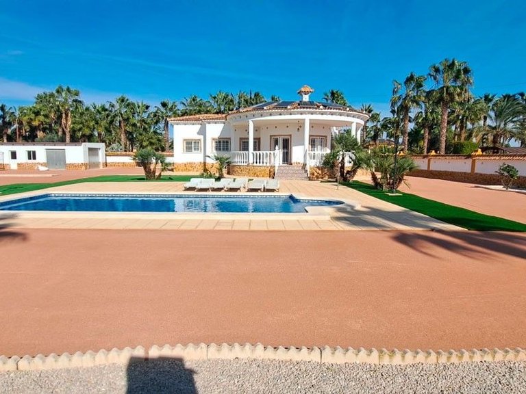 Country House for Sale in Catral, Alicante 11