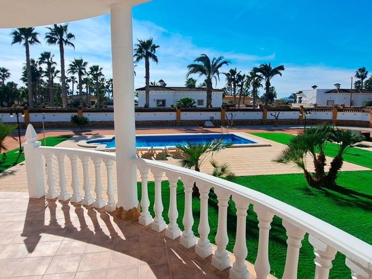 Country House for Sale in Catral, Alicante 4