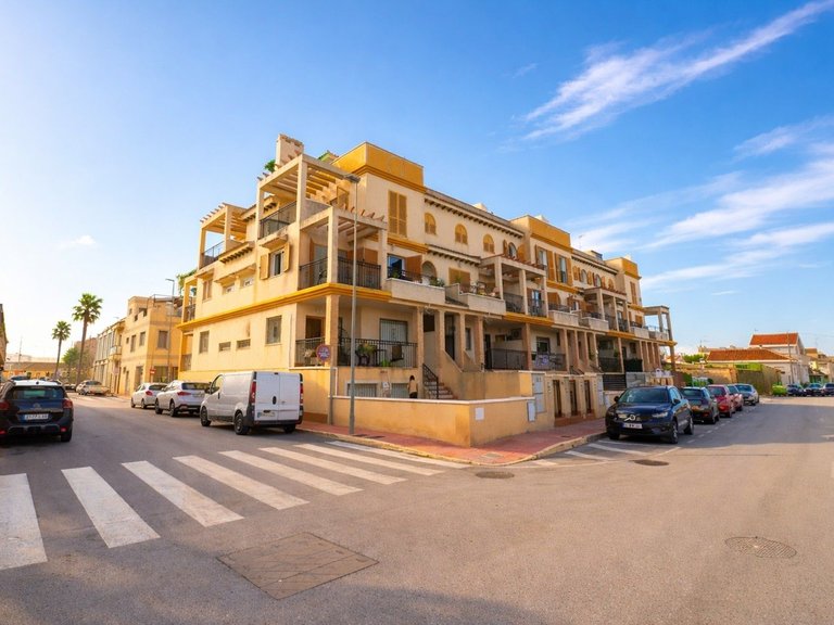 Town House for Sale in Daya Vieja, Alicante 1