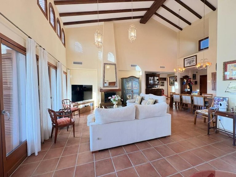 Villa for Sale in BaÑos Y Mendigo, Murcia 26