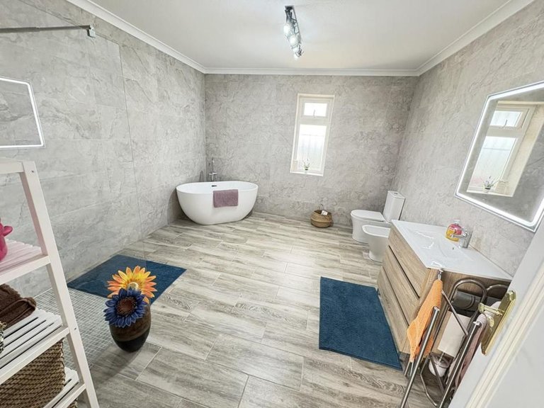 Villa for Sale in Murcia, Murcia 32