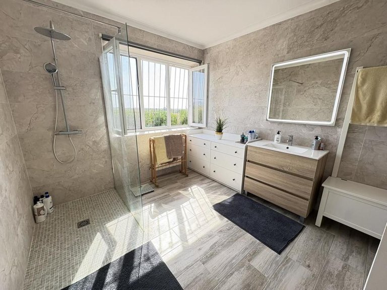 Villa for Sale in Murcia, Murcia 39