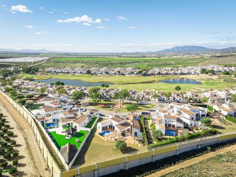 Villa for Sale in BaÑos Y Mendigo, Murcia 10