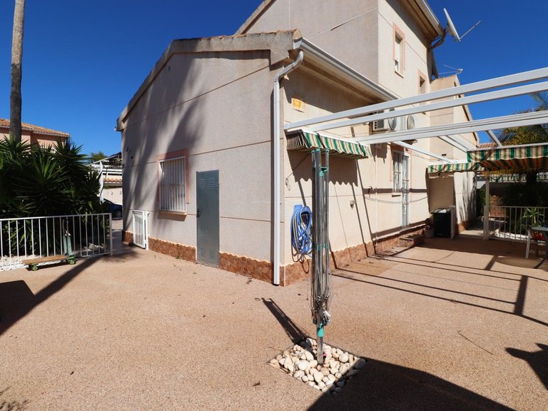 Villa for Sale in Benijofar, Alicante 23