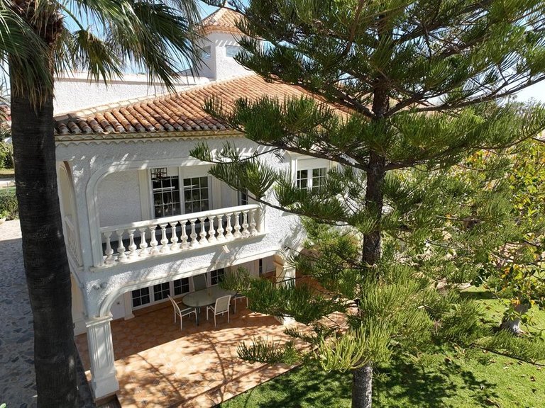 Villa for Sale in Cabo Roig, Alicante 12